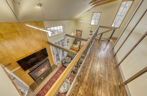 Ellicottville Chalet De Esquí | Modern Chalet, 2 Acre lot, HOT TUB and NEW OUTDOOR FIREPIT
