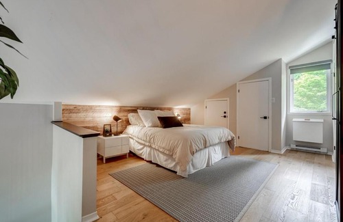 Mont-Tremblant Apartamento | Modern Chalet Breathtaking Views of Lac Tremblant