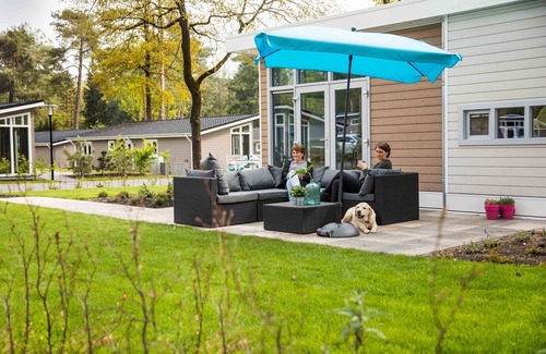 Beekbergen-Zuid Chalet De Esquí | Modern chalet in Park De Veluwe