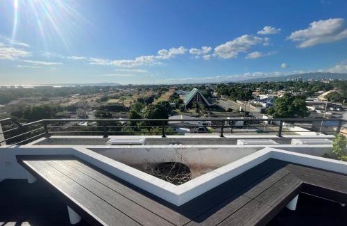 Eden Gardens Apartamento | Modern Chic Apartment Suite With Pool & Ocean View
