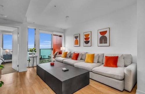 Downtown Apartamento | Modern & chic in Heart of Downtown Santa Monica