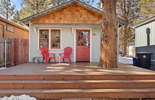 Sugarloaf Casa | Modern Chic Spruce Retreat