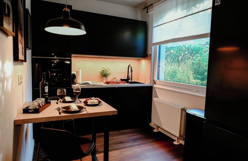 Schonebeck Apartamento | Modern city loft in top location