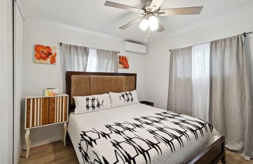 Palmdale Casa | Modern City Ranch 3 bdrm Family Home Access by Dirt Road
