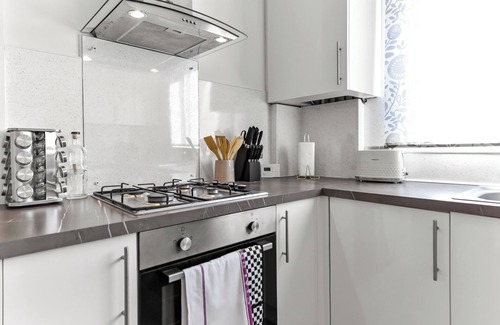 Chase Casa | Modern, Clean, Stylish & Totally Hassle-Free!
