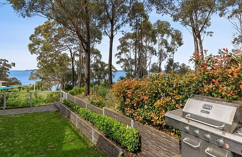 Long Beach Casa | Modern Clifftop Escape