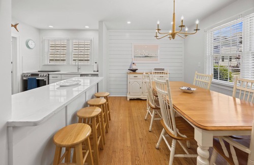 Margate City Casa | Modern Coastal Living in Margate!