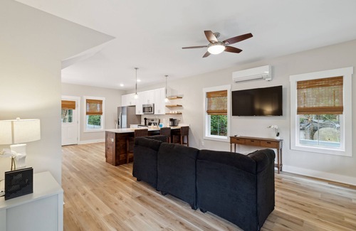 Wilmington Casa | Modern Coastal Retreat - New Construction 9 Minutes to Wrightsville Beach!