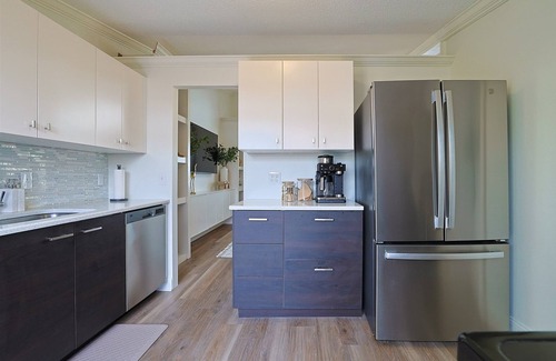 New Smyrna Beach Villa | Modern Coastal 2 bed 2 bath villa, Boat Slip, pet friendly, 2 miles from beach