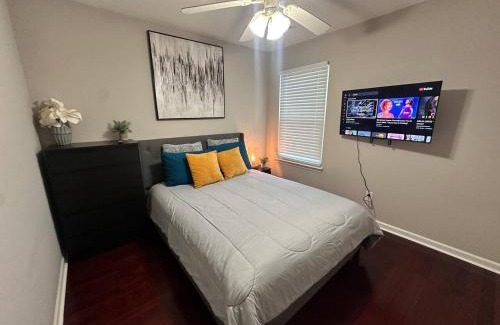 Concord Casa | Modern comfort 2BR-2BA Retreat