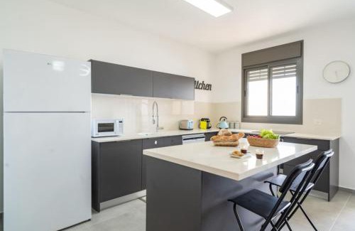 Nahariya Apartamento | Modern Comfort Escape by Sea N' Rent
