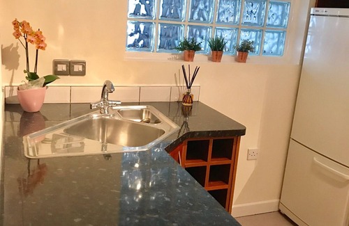 Saintfield Apartamento | Comodidad moderna en un pueblo histórico de Co Down.