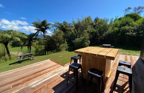 Collingwood Casa | Modern Comfort in Collingwood - Brand New Holiday Home