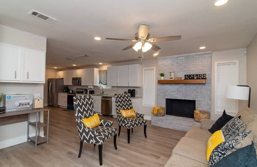Little Rock Casa | Modern Comfort Meets Serenity: Newly Remodeled 3BR Home in Pecan Lake