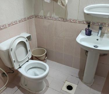 Al Qasimia Casa | Modern Comfort Stay