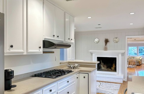 McLean Casa | Modern Comfort