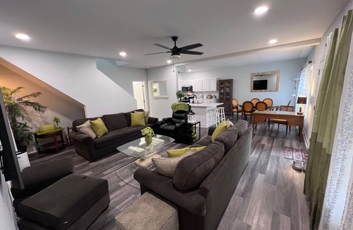 Lewisville Apartamento | Modern, Comfortable and Cozy Large Apartment