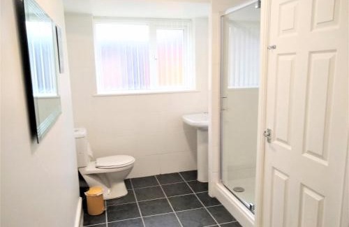 St Helens Apartamento | Modern comfy 2-Bedroom flat in St Helens