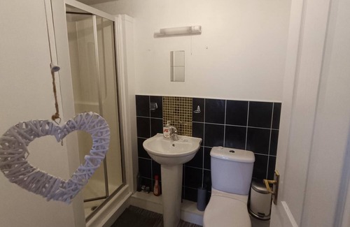 Wythenshawe Casa | Modern Comfy 3BD house with parking