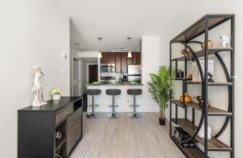 Crosstown Apartamento | Modern Condo in Downtown Vancouver