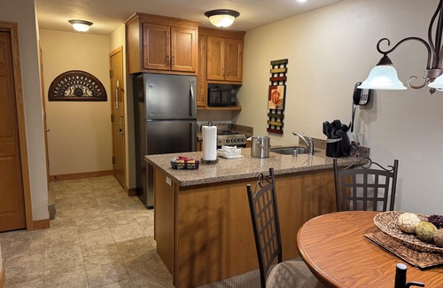Egg Harbor Condominio | Moderno, recientemente actualizado condominio en Egg Harbor escénico! ¡Corazón del condado de Door!