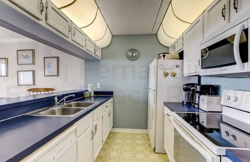 Ocean Cay Condominio | Modern Condo with Amazing Ocean Front Views by RedAwning