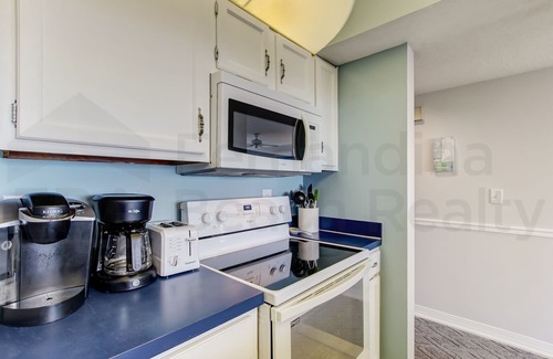 Ocean Cay Condominio | Modern Condo with Amazing Ocean Front Views by RedAwning