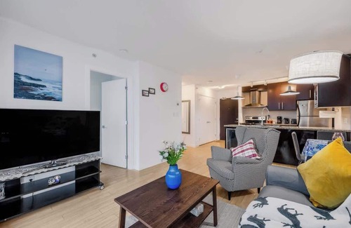 Crosstown Condominio | Modern Condo with City Views in Vancouver