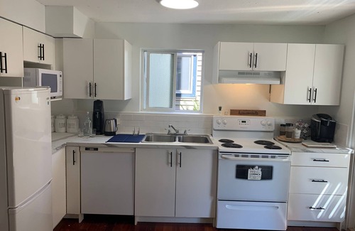 Willoughby Casa | Modern, Contemporary 1 BR Garden Suite