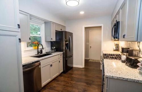Roswell Casa | Modern Convenient Spot for 9 to Enjoy & Relax!