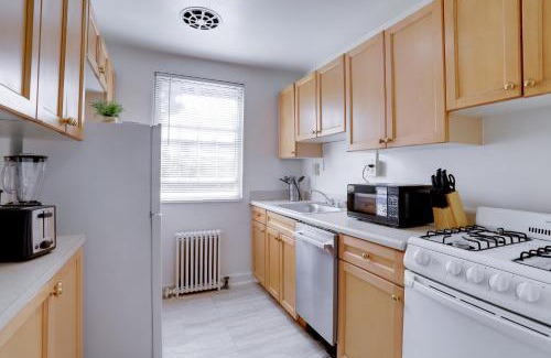 Northeast Alexandria Apartamento | Modern Corporate Apt in Alexandria