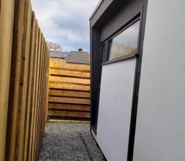 Mawnan Smith Apartamento | Modern cosy apartment walking distance to many cove beaches and coast path walks as well as the famous Helford river