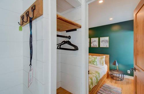 Mont-Tremblant Chalet De Esquí | Modern Cottage in the Tremblant Ski Village