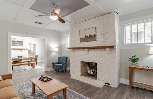 Leinkauf Casa | Modern Cottage on Michigan