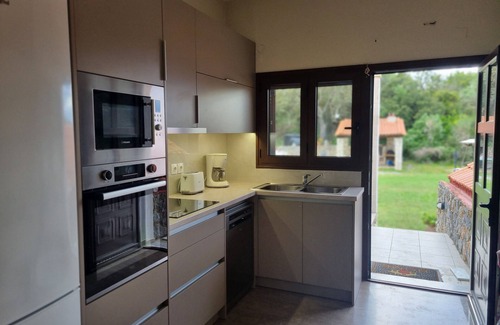 Prines Villa | Villa moderna con piscina privada, vista espectacular, ubicación tranquila