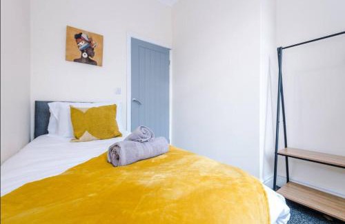 Golborne Apartamento | Modern & Cozy 3BR House - Sleeps 8