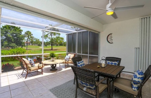 Lely Golf Estates Casa | Modern Cozy Lakeside retreat with stunning view