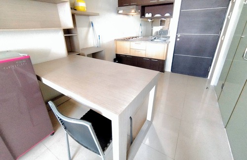 Siwalankerto Apartamento | Modern Cozy Studio at The Square Surabaya Apartment