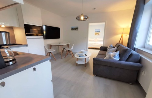 Gross Zicker Apartamento | Modern vacation apartment with private terrace - Haus Inselwind FeWo MEERferien
