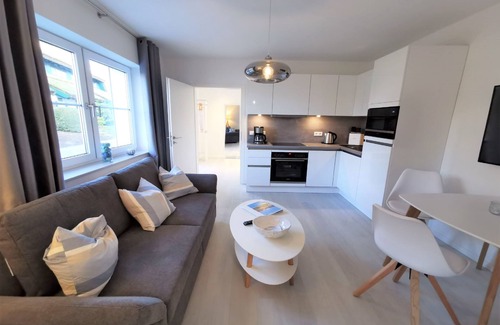 Gross Zicker Apartamento | Modern vacation apartment with private terrace - Haus Inselwind FeWo MEERferien