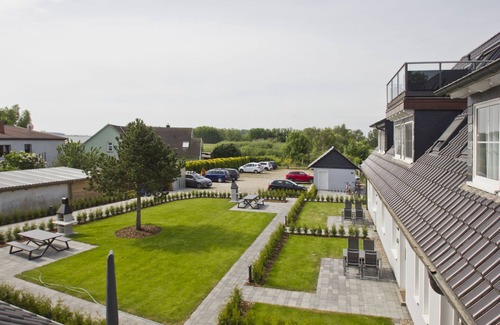 Gross Zicker Apartamento | Modern vacation apartment with private terrace - Haus Inselwind FeWo MEERzauber