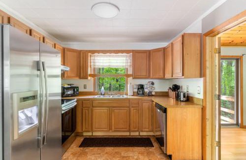 Berkeley Springs Casa | Modern decor, Hot Tub, Fire Pit, Grill, & Games