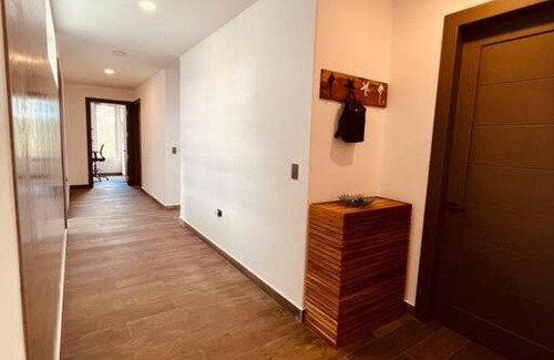Puerto Ayora Villa | Modern Deluxe Villa in Galápagos