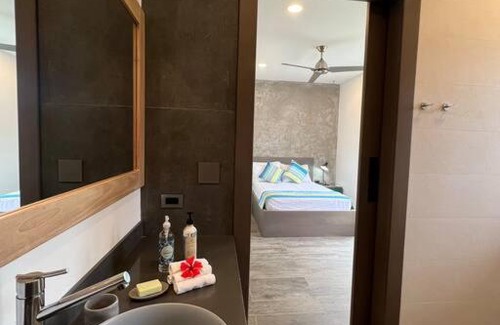 Puerto Ayora Villa | Modern Deluxe Villa in Galápagos