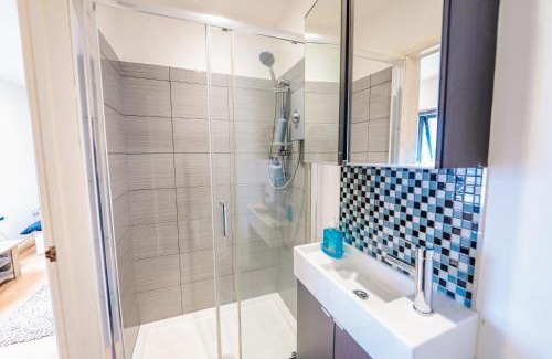 Plasnewydd Apartamento | Modern Design Studio Apartment