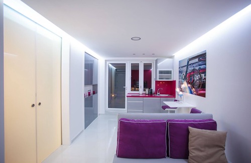 Taurito Apartamento | ¡Apartamento de diseño moderno con gran terraza y vistas al mar!