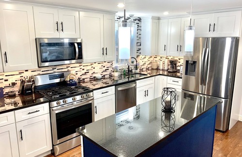 South Yarmouth Casa | Modern, Dog-Friendly, 4 Bedroom, 2 Bath Home