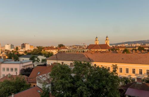 Old Town Apartamento | Modern Downtown Apartment