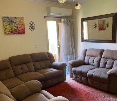 Sheikh Zayed City Apartamento | Modern downtown Sheikh Zayed Condo