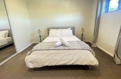 Heathcote Casa | Modern, Peaceful, and Eclectic Upstairs Duplex Retreat